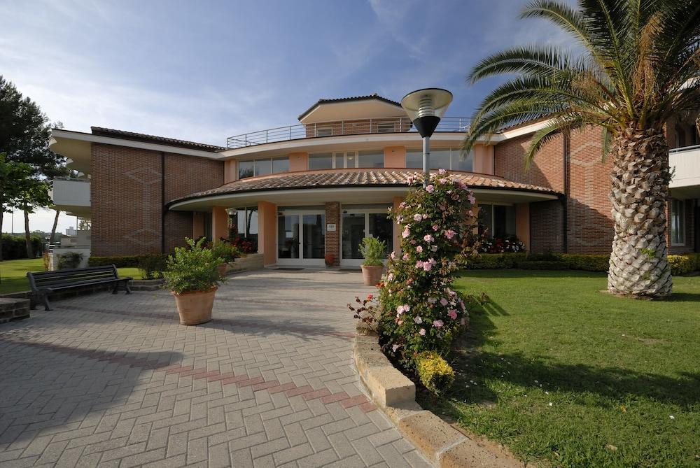 Villaggio Turistico La Cecinella Marina di Cecina Luaran gambar