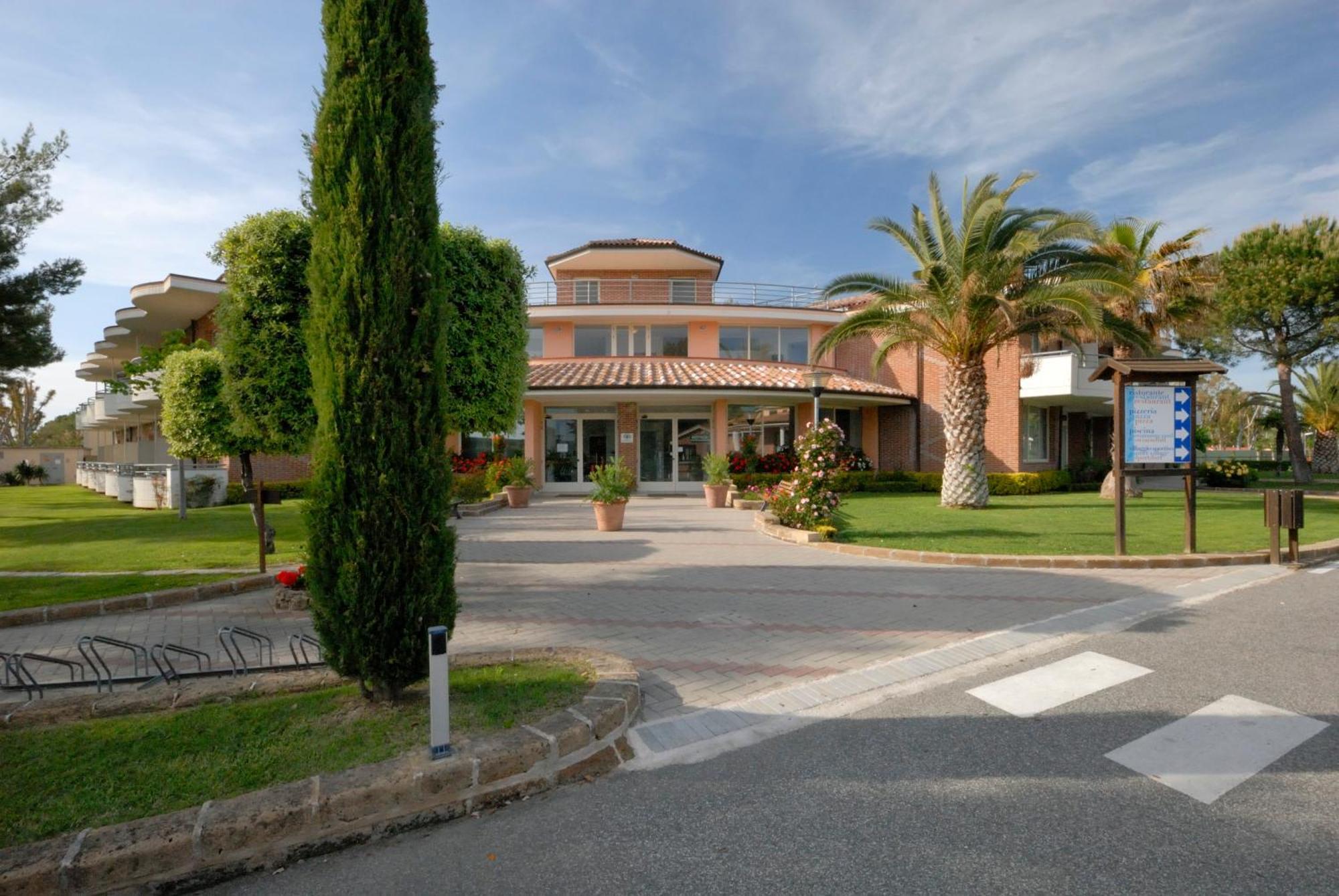 Villaggio Turistico La Cecinella Marina di Cecina Luaran gambar