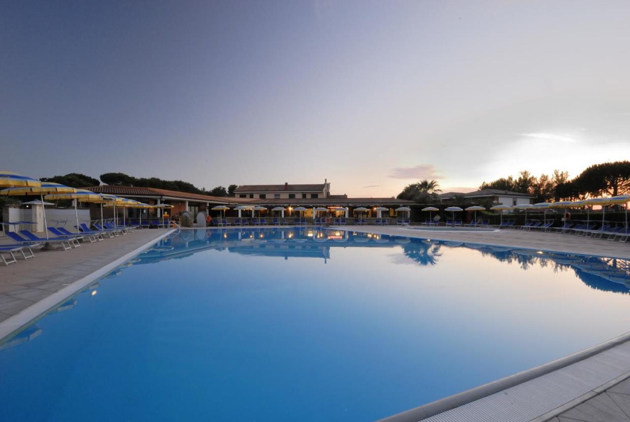 Villaggio Turistico La Cecinella Marina di Cecina Luaran gambar