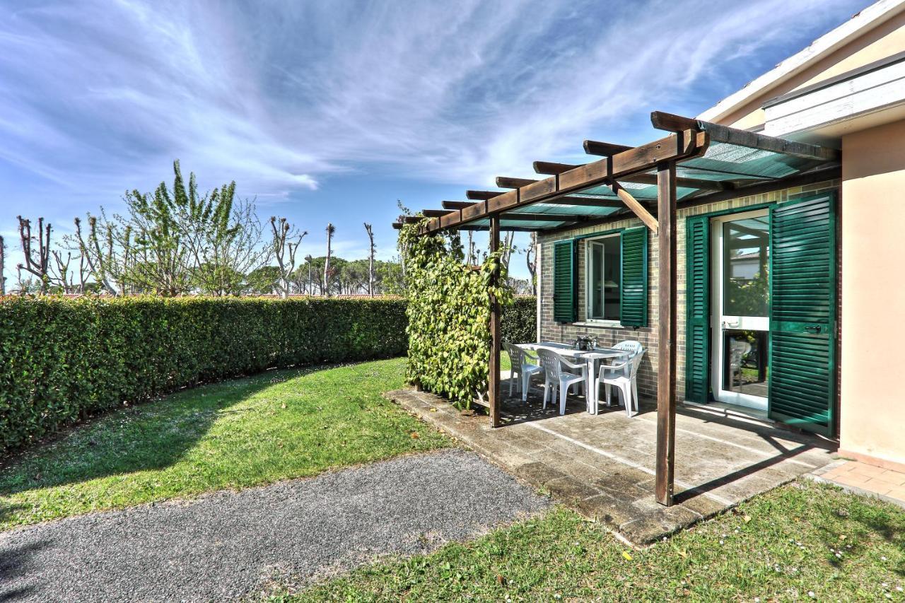 Villaggio Turistico La Cecinella Marina di Cecina Luaran gambar